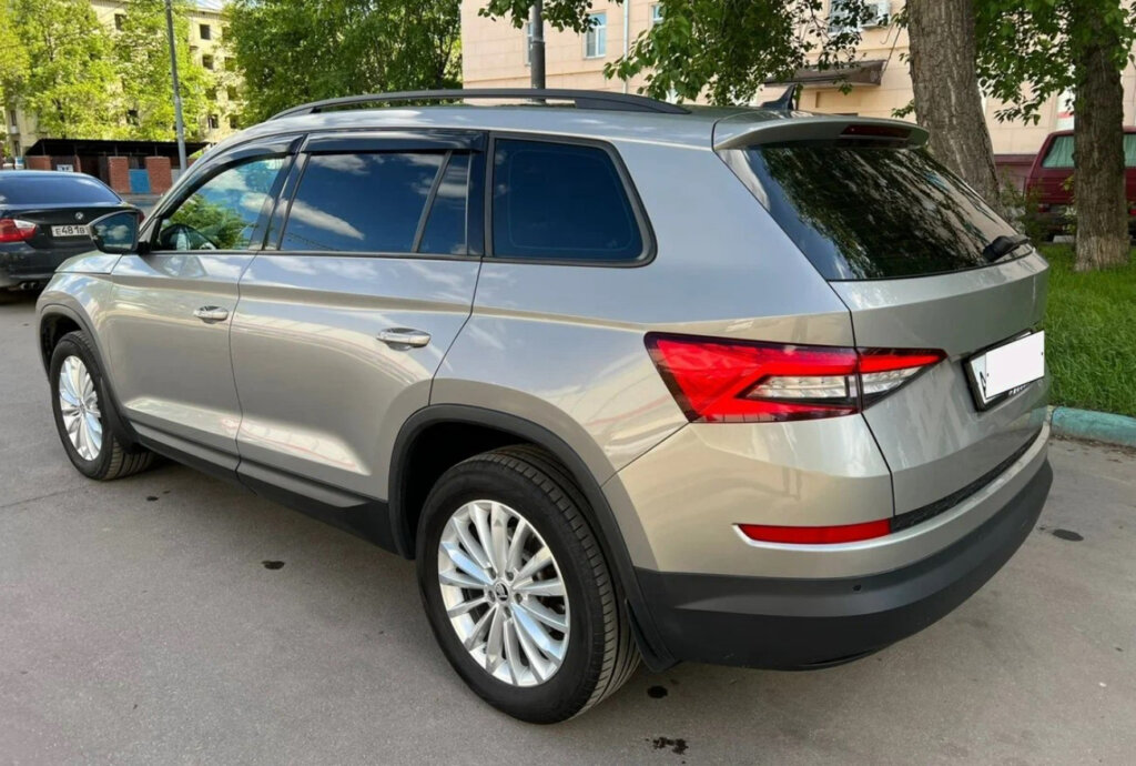«Мотор просто обливался маслом!»: отзыв владельца Skoda Kodiaq 2021