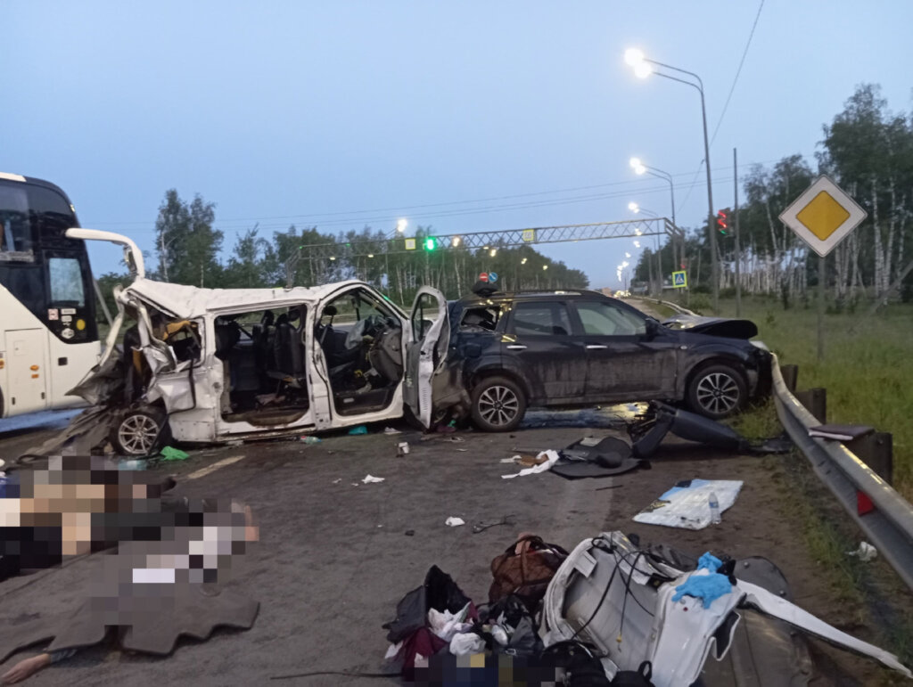 «Уснул за рулем»: массовое ДТП произошло на трассе М-7 во Владимирской области