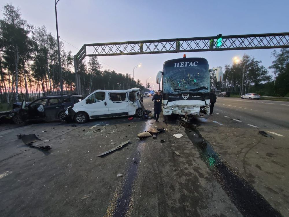 «Уснул за рулем»: массовое ДТП произошло на трассе М-7 во Владимирской области