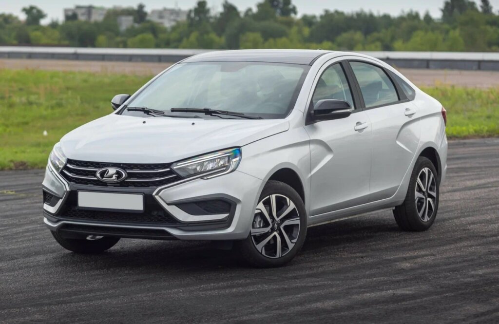 Багажник автомобиля Lada Vesta перестал открываться с кнопки? Это нормально