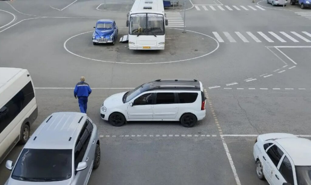 Автомобиль LADA Largus VIP замечен в Тольятти: на нём должен был ездить президент