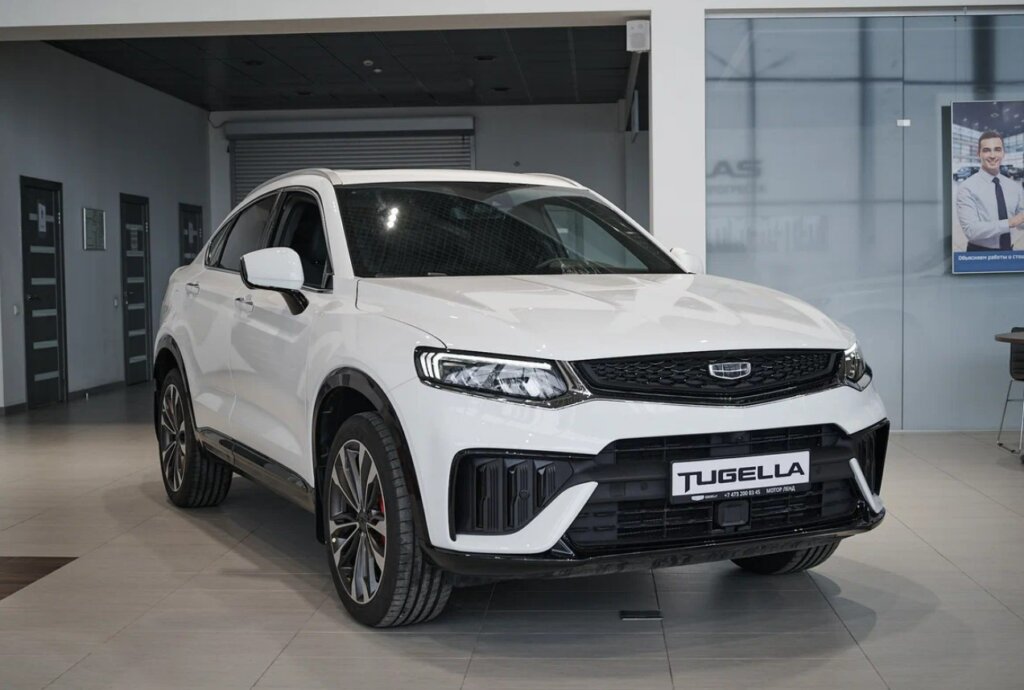 Владелец автомобиля Geely Tugella: «Газ в пол и педаль отвалилась»