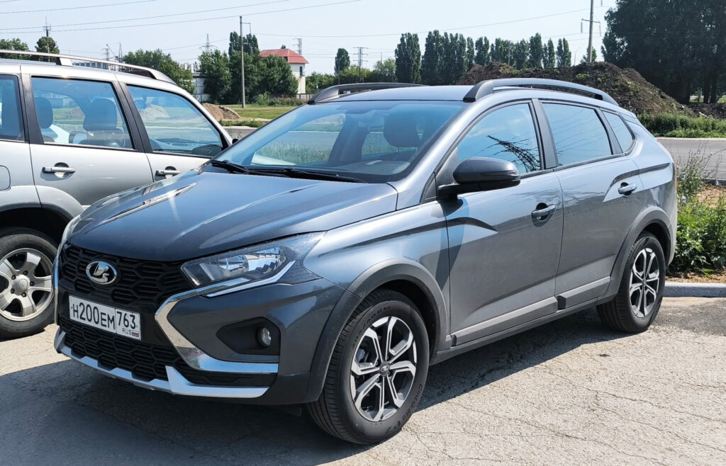 АвтоВАЗ отказался от сборки автомобилей Lada Iskra в базовой комплектации