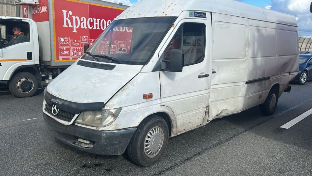 Видеорегистратор запечатлел момент тройного ДТП на КАД