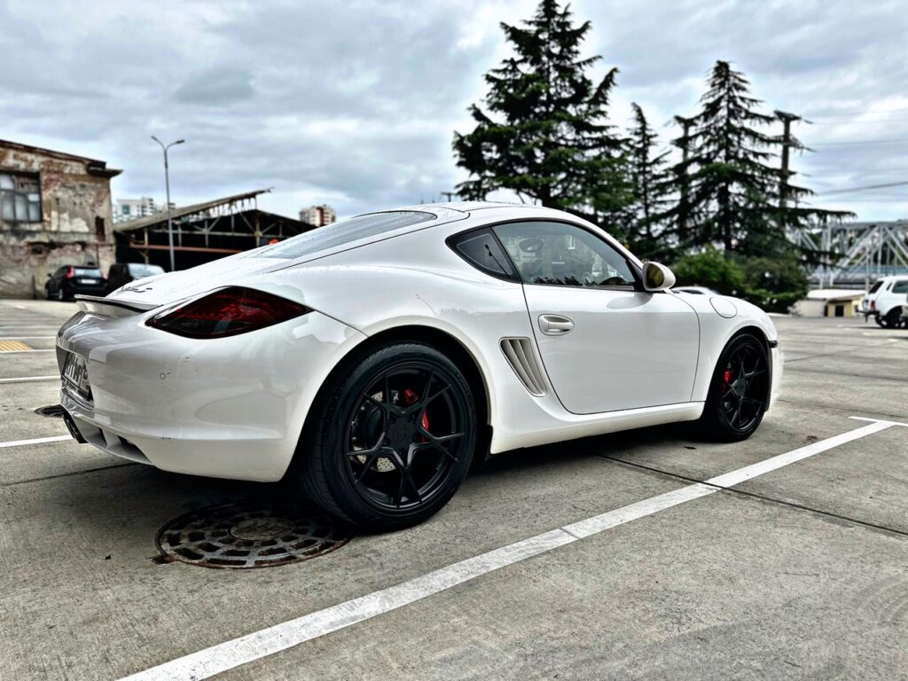 &#171;Купил случайно и началось&#187;: отзыв владельца Porsche Cayman S