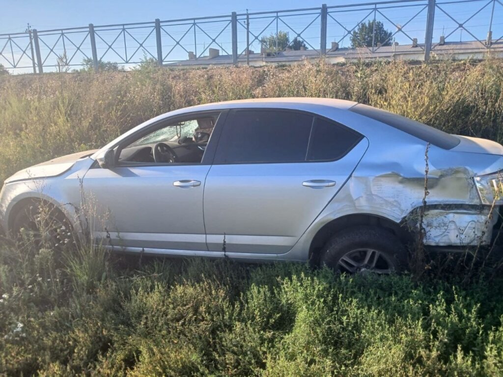 В Оренбургской области подросток на мотоцикле не уступил дорогу «Шкоде»