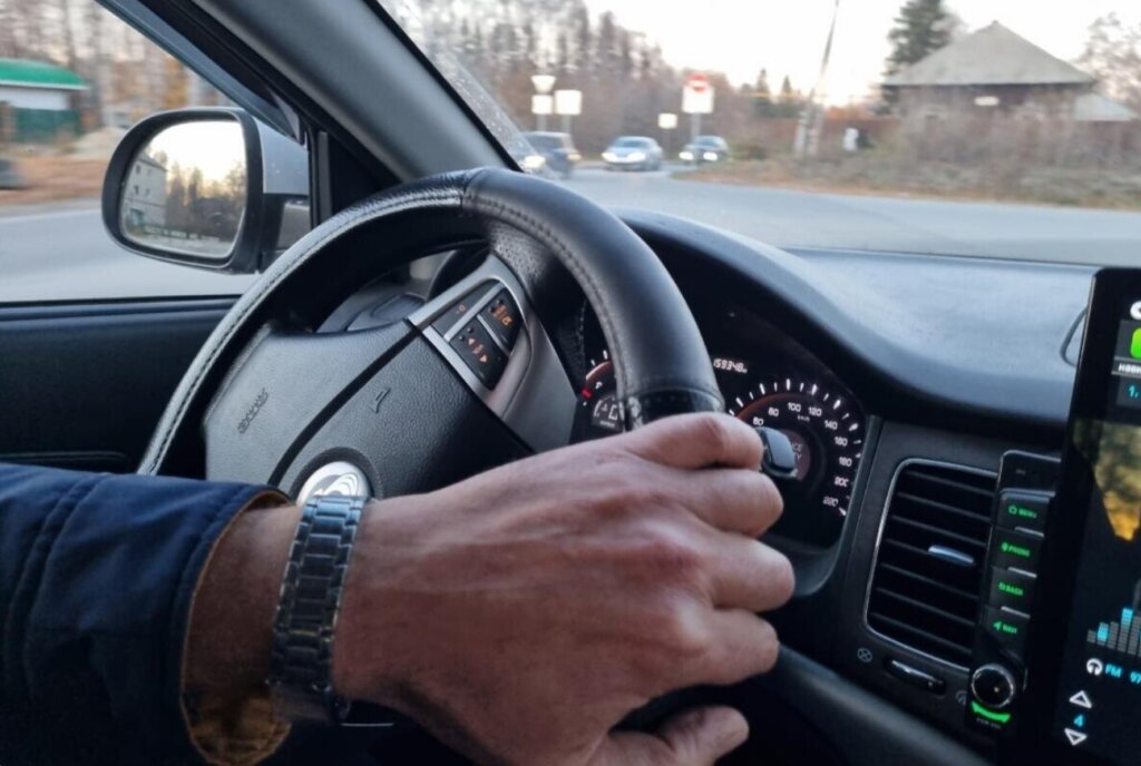 Пять основных причин вибрации руля во время движения автомобиля