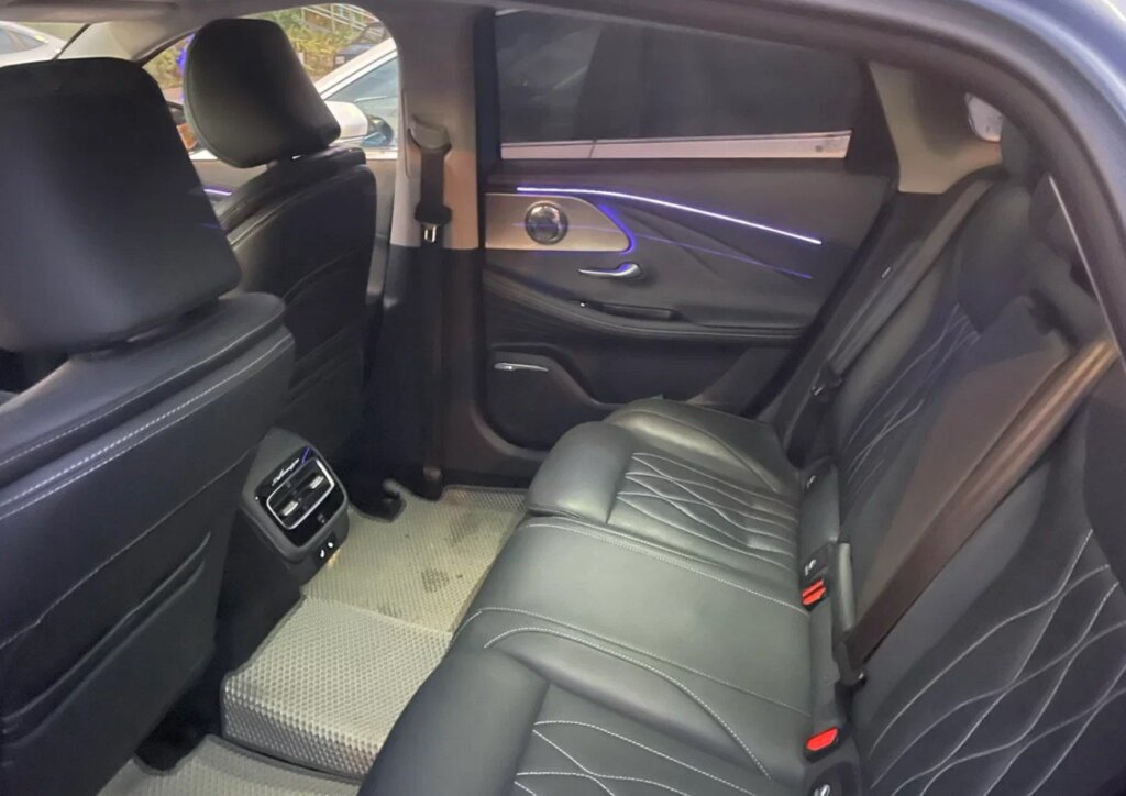 Честный отзыв таксиста о Chery Arrizo 8