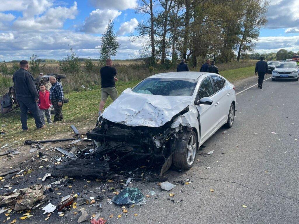 &#171;Зацепил обочину и понесло&#187;: на видео попал момент гибели семьи на трассе в Орловской области