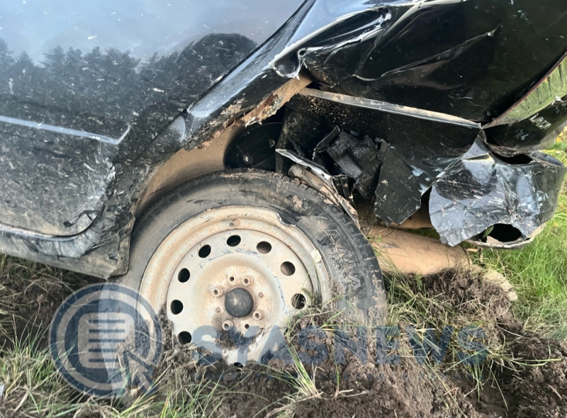 «Обгонял через сплошную»: Hyundai Sonata и Lada Kalina столкнулись на трассе «Кола»
