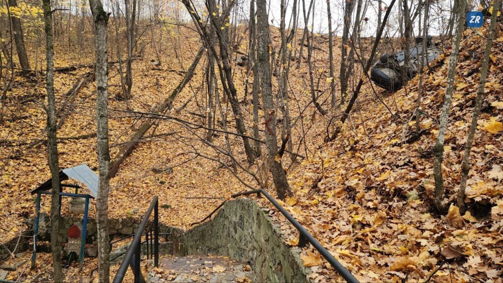 &#171;В момент удара вылетела из машины и ударилась головой о дерево&#187;: камера запечатлела момент ДТП в Чебоксарах