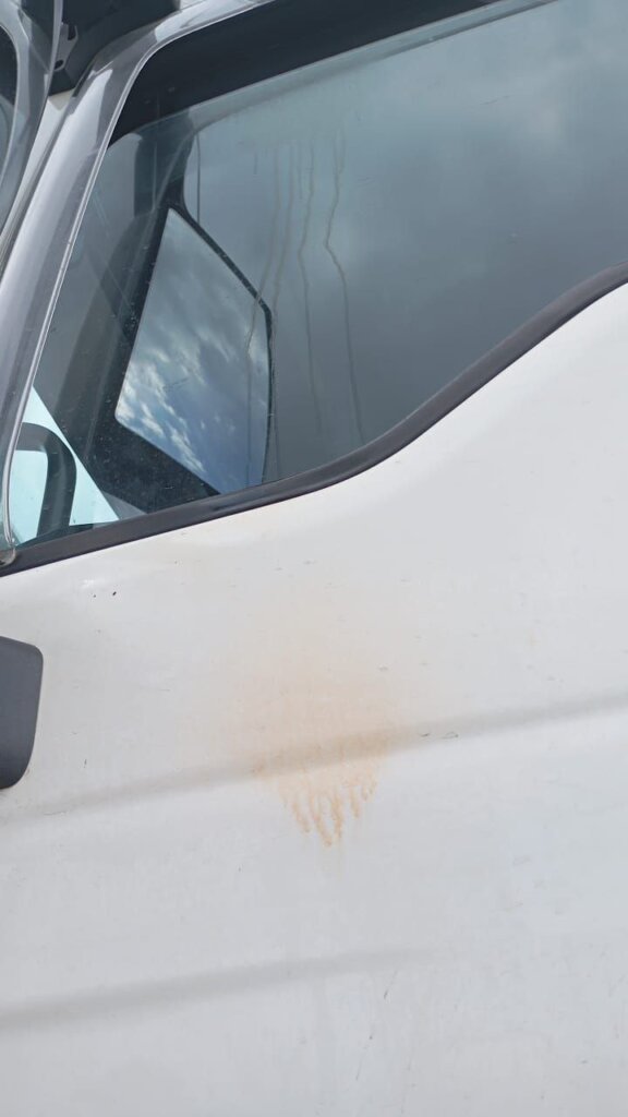 Во Владивостоке обидчивый водитель залил дальнобойщика перцем