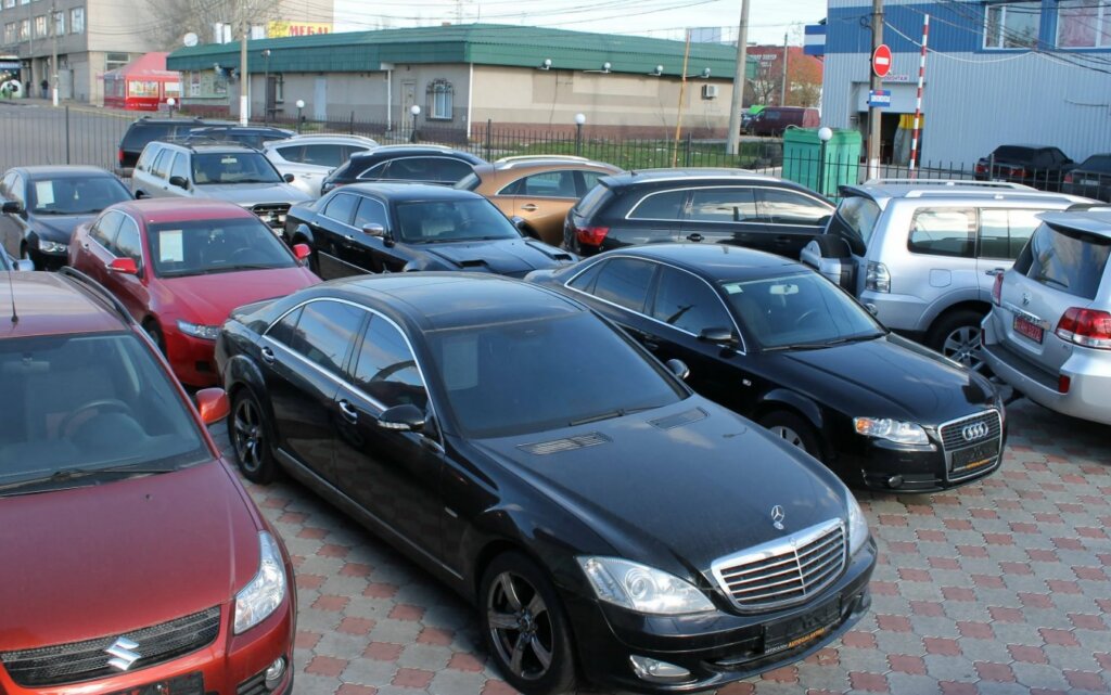Средний возраст автомобилей в России непрерывно растёт