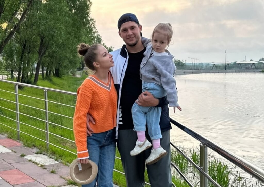 &#171;Трактор внезапно выехал на встречную полосу&#187;: трагическая авария на Урале унесла жизни четырех человек