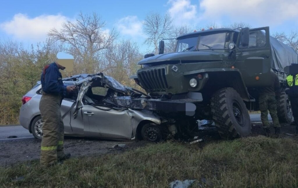 &#171;Успел вернуться в свою полосу&#187;: Kia и «Урал» столкнулись под Новочеркасском