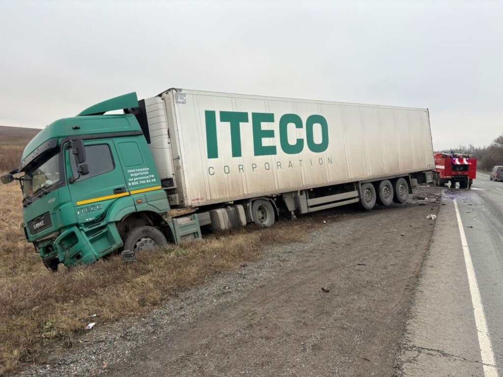 &#171;Спровоцировал ДТП и скрылся&#187;: мать и дочь погибли на трассе Самара &#8212; Оренбург