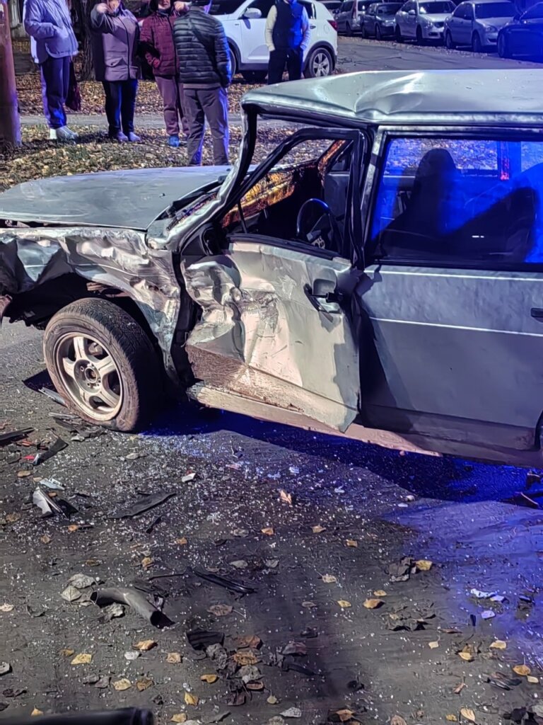 Пьяный и лишенный прав водитель устроил замес на перекрестке в Самаре