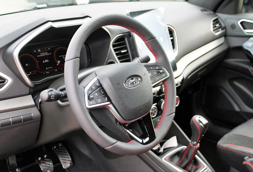 Причина блокировки руля автомобилей Lada установлена: виной всему некачественное масло