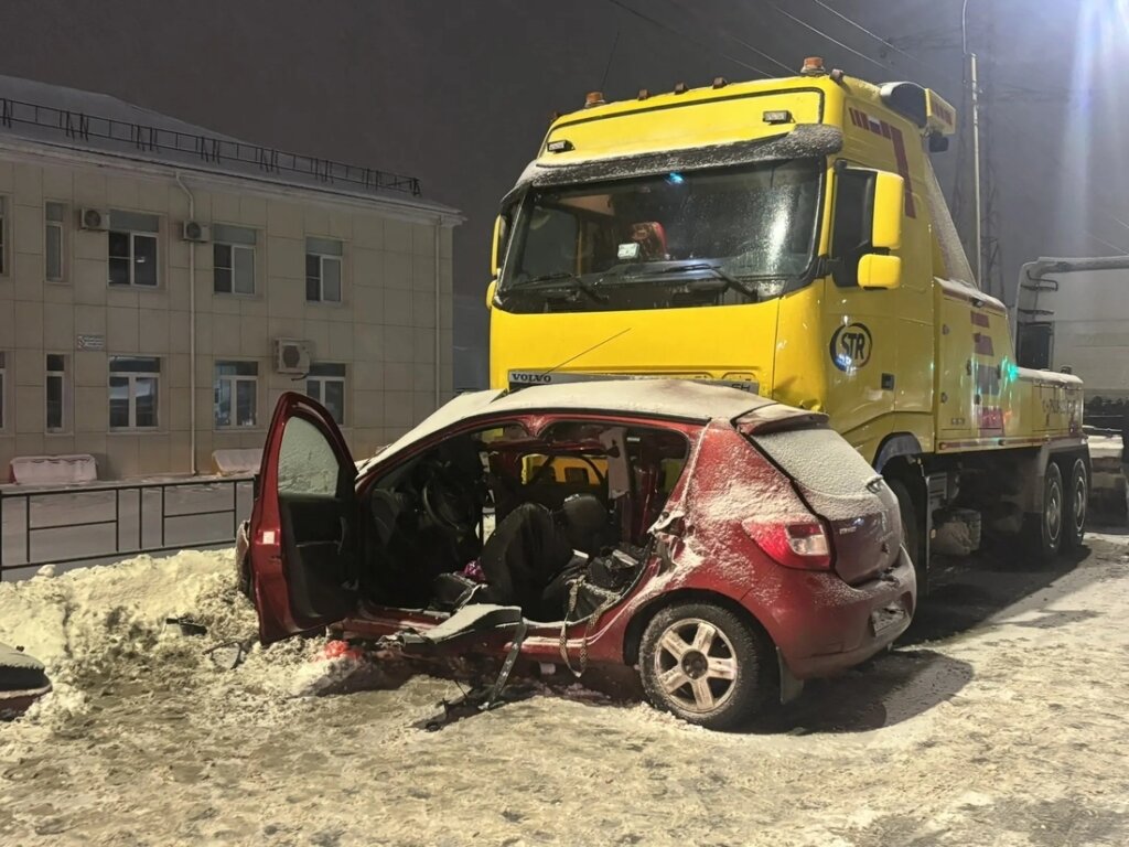 Мать и дочь погибли в ДТП в Вологде