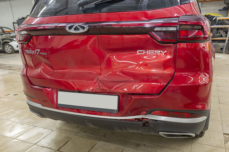 Кузовной ремонт Chery Tiggo 7 Pro: как небольшое ДТП может «влететь в копеечку»