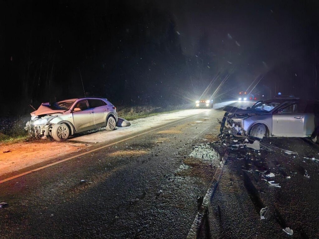 &#171;Пересек сплошную и выехал на встречную&#187;: два автомобиля столкнулись на трассе А‑108 во Владимирской области