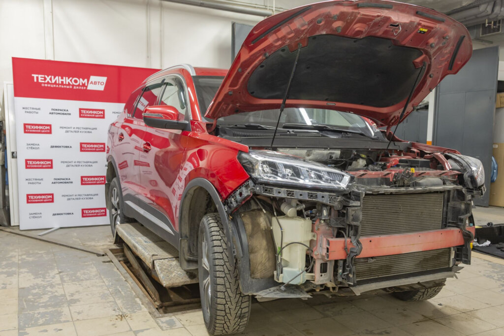 Кузовной ремонт Chery Tiggo 7 Pro: как небольшое ДТП может «влететь в копеечку»