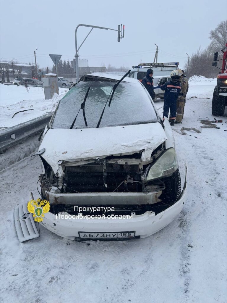 «Рыдал над телами»: в Новосибирске водитель «Мерседеса» проехал на красный и убил 6 человек