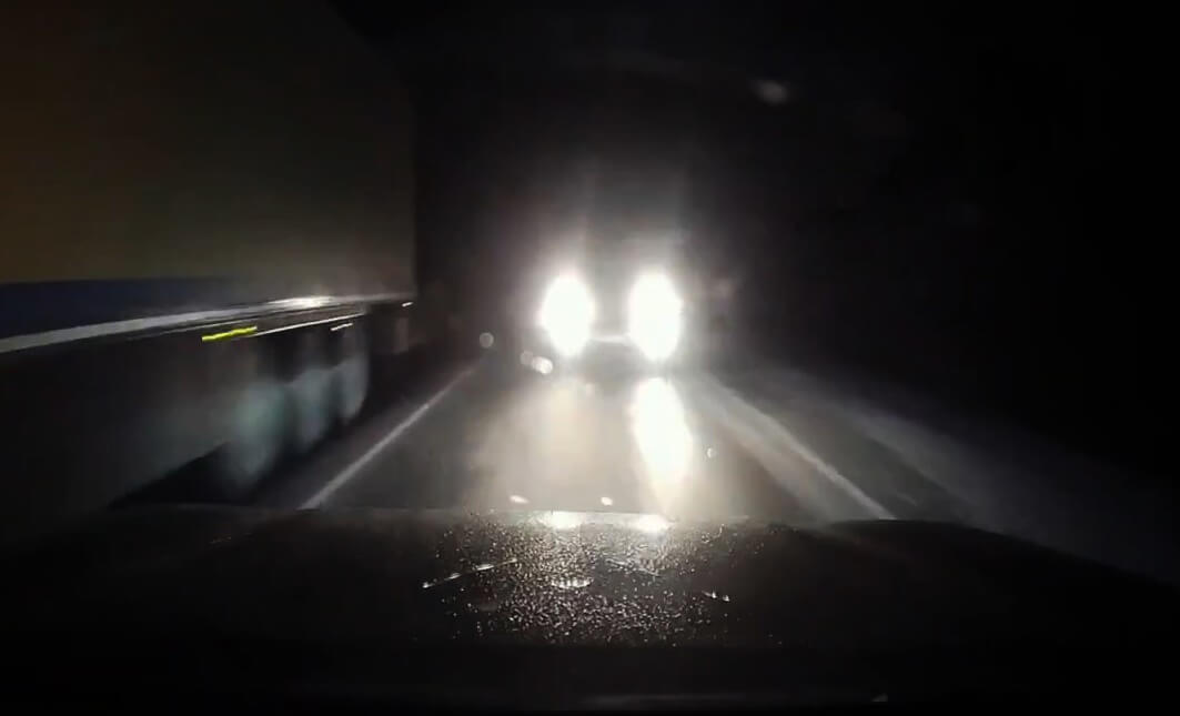 «Пересек сплошную и выехал на встречную»: два автомобиля столкнулись на трассе А‑108 во Владимирской области