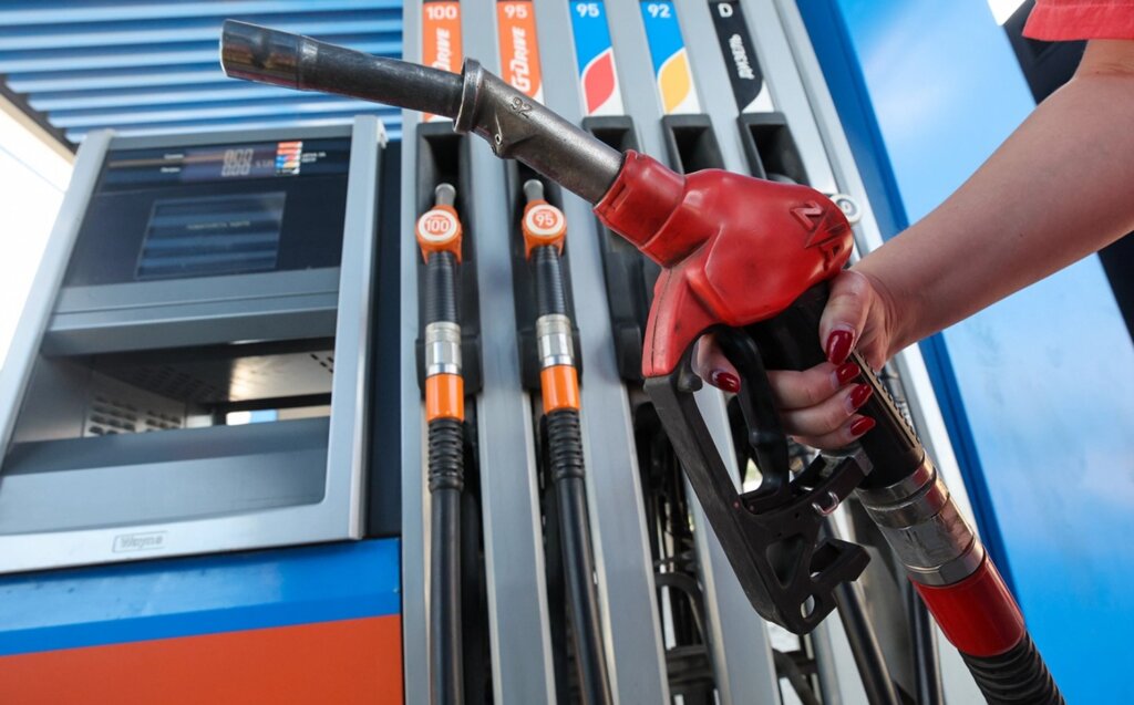 Новый бензин с этанолом: что нужно знать российским водителям