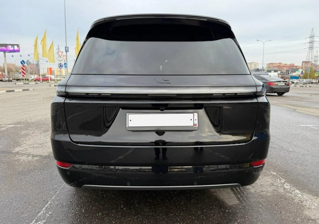 &#171;Он не едет вообще&#187;: реальный отзыв об автомобиле Lixiang L9 