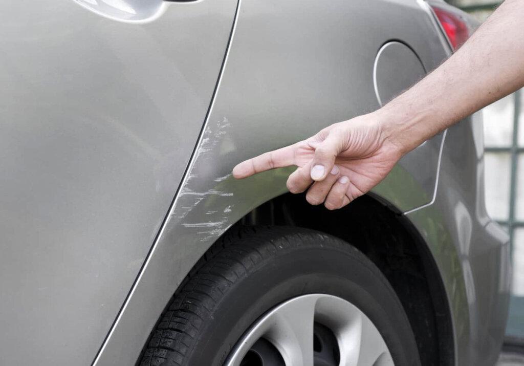 Мелкие дефекты, которых не стоит бояться при покупке подержанной машины