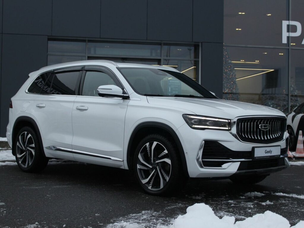 От яркой обертки к надежности и комфорту: почему я променяла Geely Monjaro на Honda CR-V