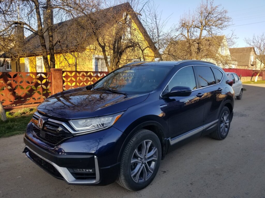 От яркой обертки к надежности и комфорту: почему я променяла Geely Monjaro на Honda CR-V