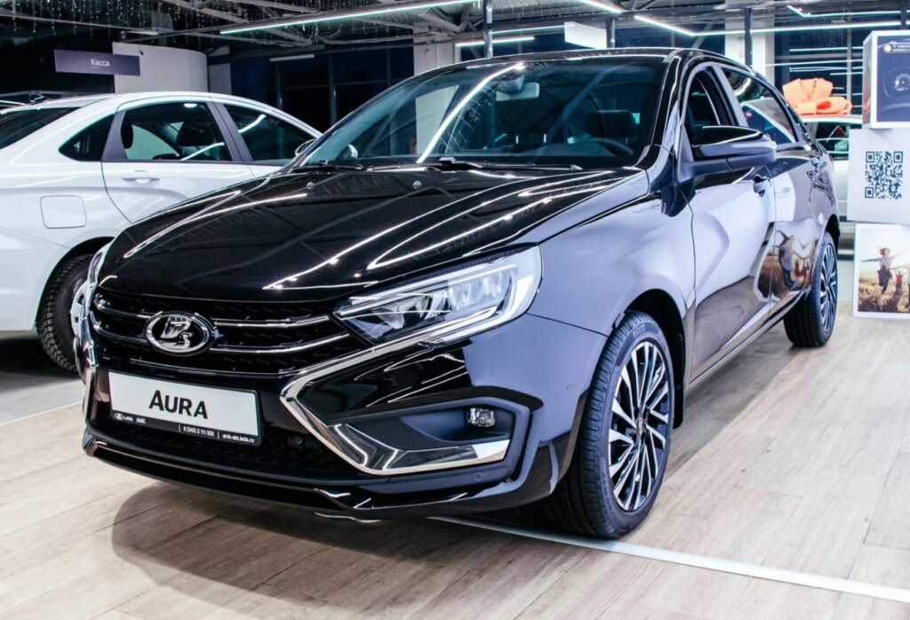 «Доволен, но без эйфории»: честный отзыв владельца Lada Aura