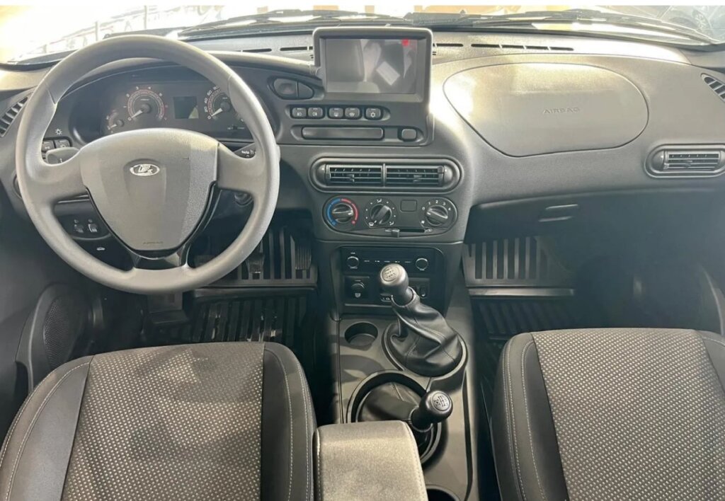 «Воет раздатка, подпевают мосты»: отзыв владельца Lada Niva Travel с двигателем 1,8 литра