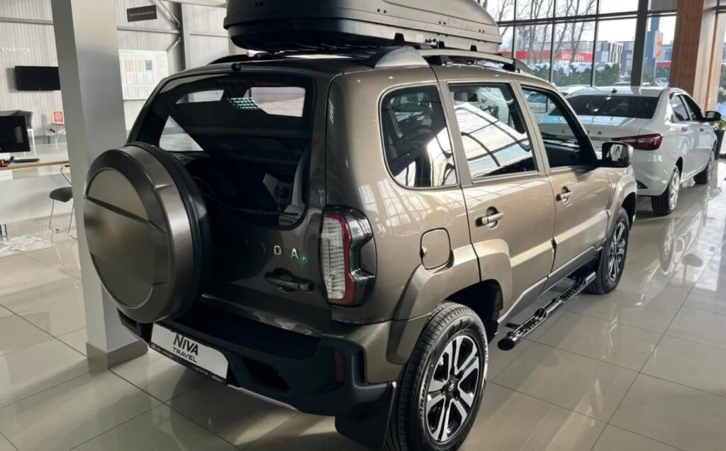 «Воет раздатка, подпевают мосты»: отзыв владельца Lada Niva Travel с двигателем 1,8 литра