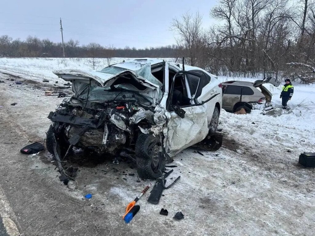 «Выехал на встречную полосу»: Porsche и Hyundai столкнулись в Оренбургской области