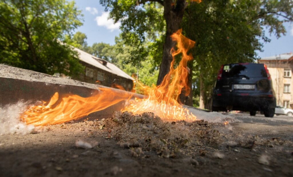 Детская шалость обернулась иском на миллионы: 9-летний мальчик может остаться без крыши над головой из-за сгоревшего BMW