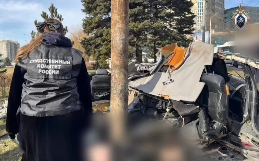 ДТП в Ростове-на-Дону: BMW под управлением полицейского разорвало на части