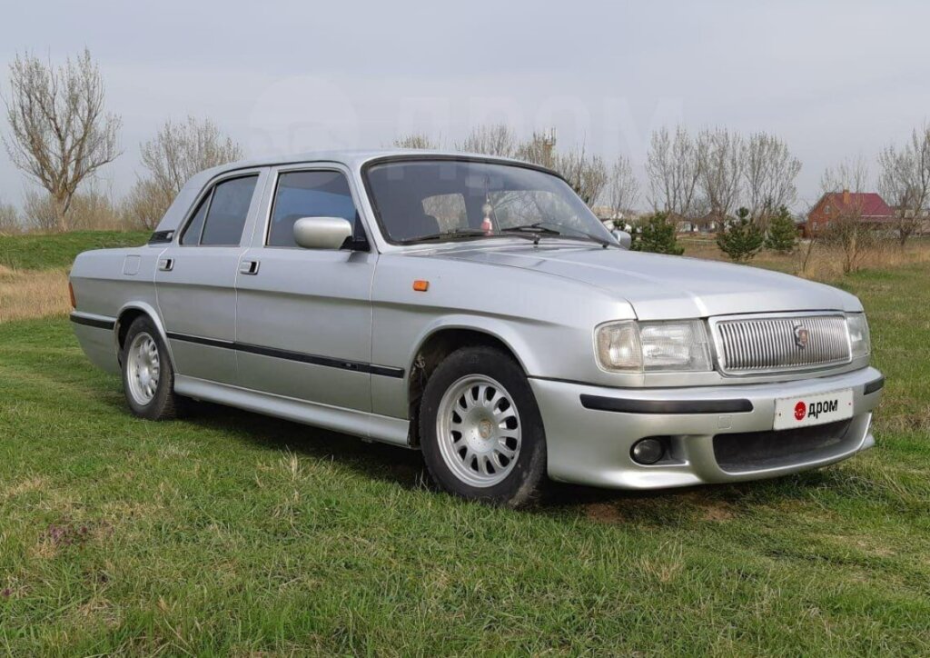 «Волк в овечьей шкуре»: в России продают старую «Волгу» с начинкой от BMW