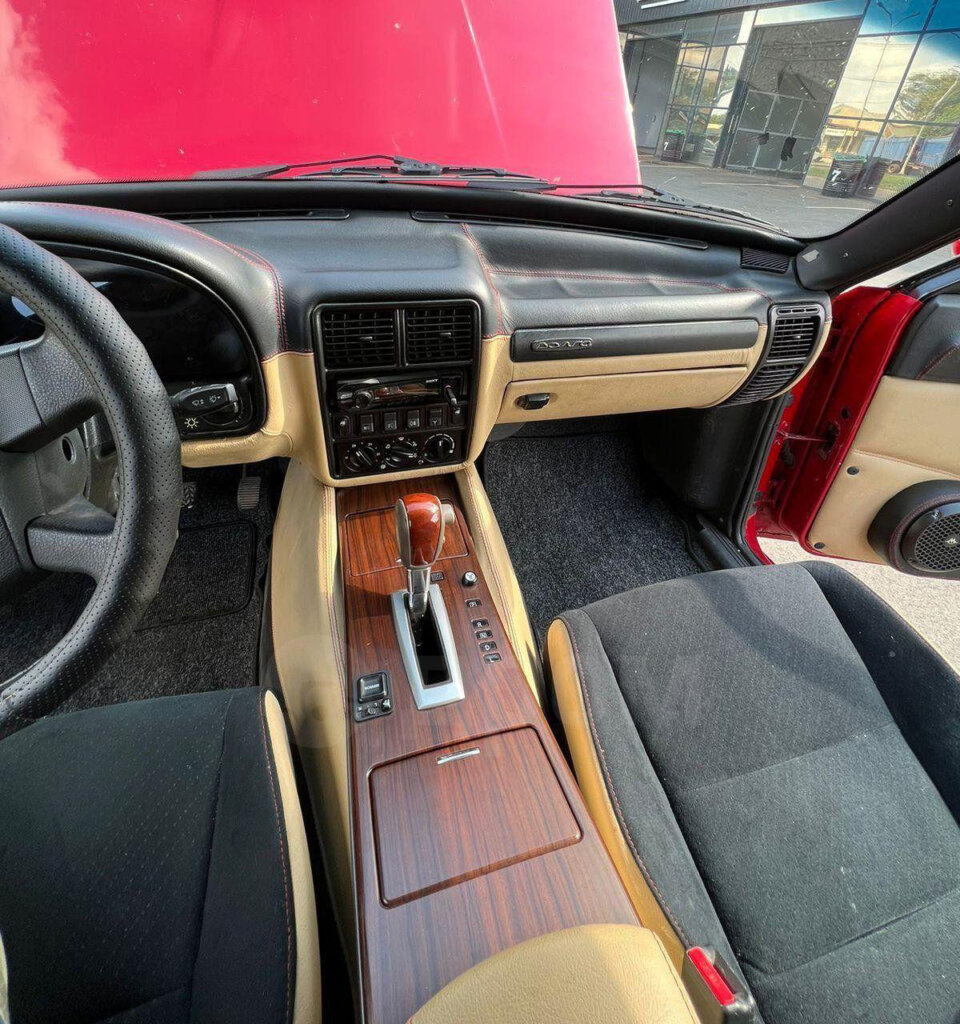 Уникальная &laquo;Волга&raquo; КГБ выставлена на продажу за 4 миллиона рублей