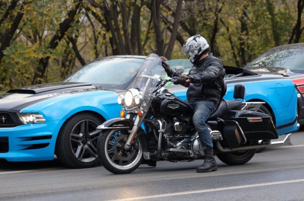 Москва готовится к тишине: на столичных дорогах появятся шумомеры