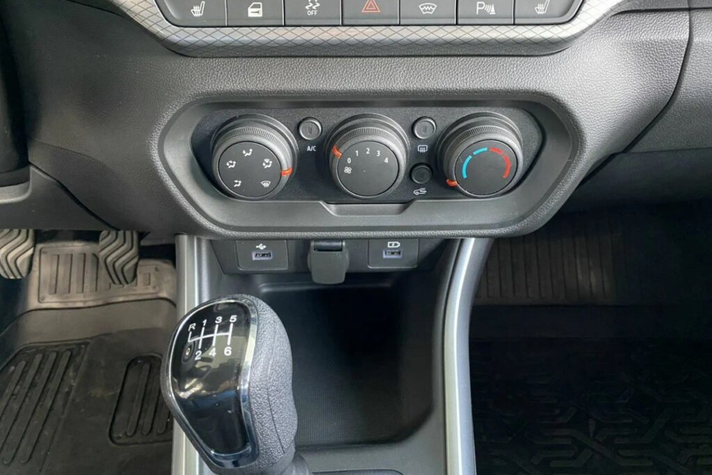 Поменял старый «Логан» на новую «Искру» и пожалел