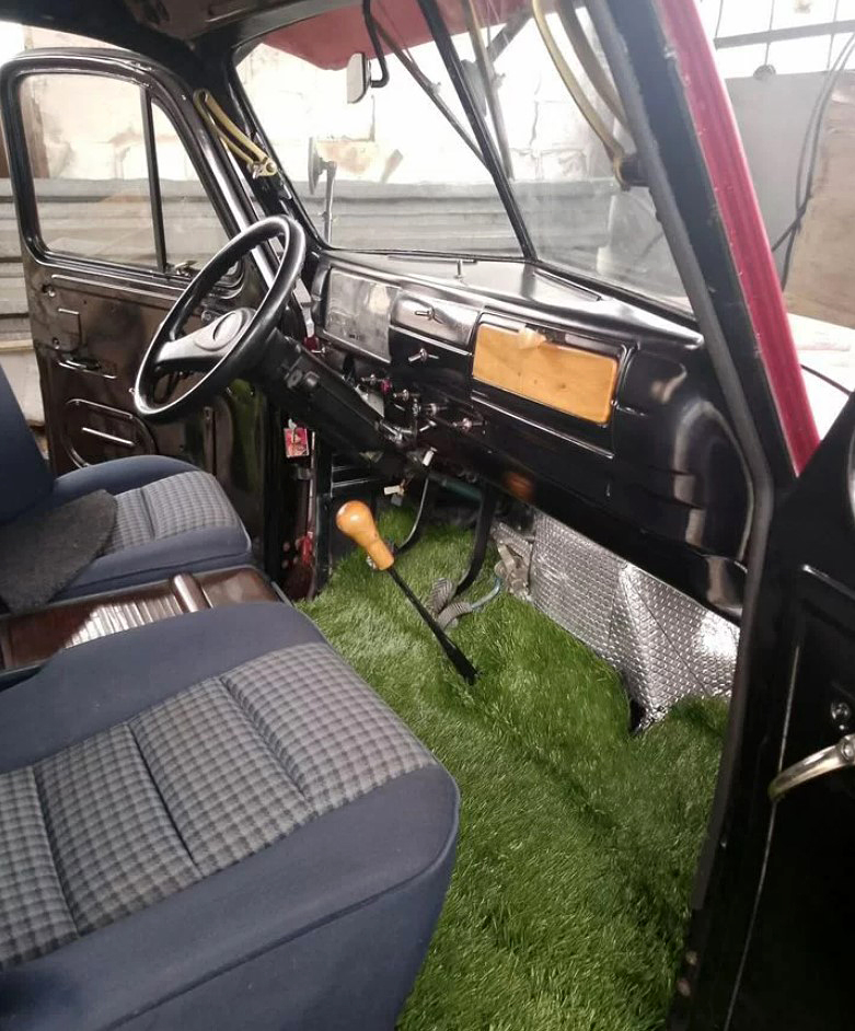 На продажу по «смешной» цене выставлен пикап ГАЗ