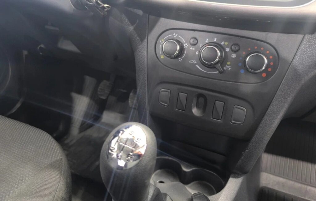 Поменял старый «Логан» на новую «Искру» и пожалел