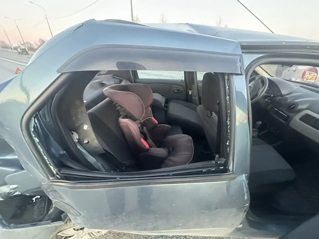 Три автомобиля столкнулись под Архангельском: пострадал ребенок