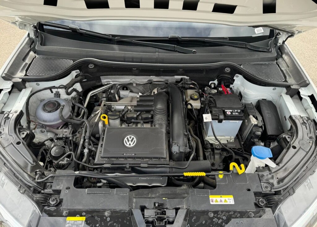 «Надежный двигатель, проверенный автомат — и ничего лишнего»: отзыв владельца Jetta VS5