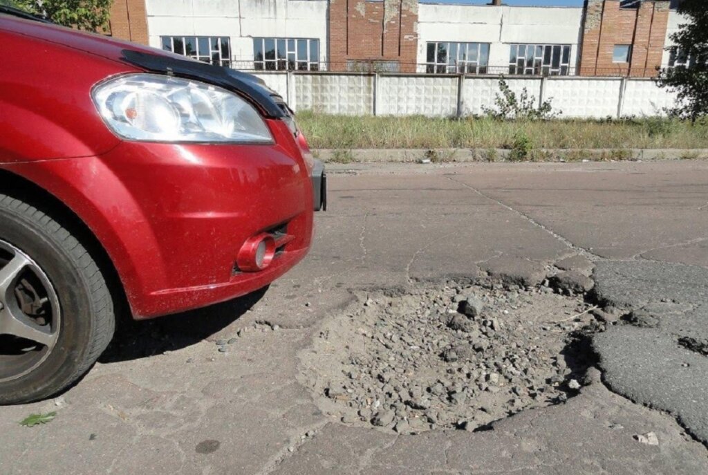 Почему нельзя резко тормозить перед ямами