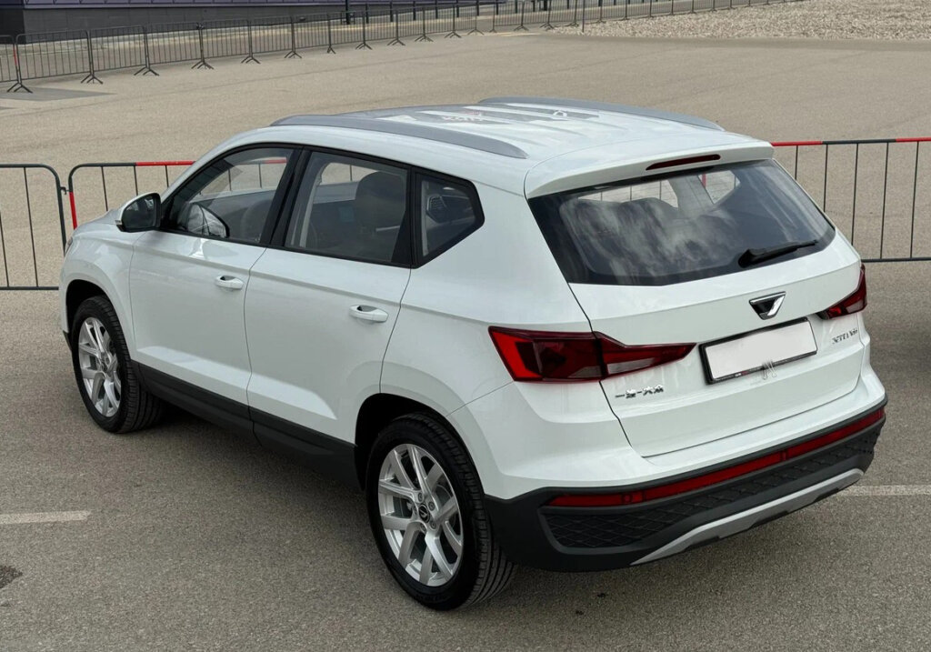 «Надежный двигатель, проверенный автомат — и ничего лишнего»: отзыв владельца Jetta VS5