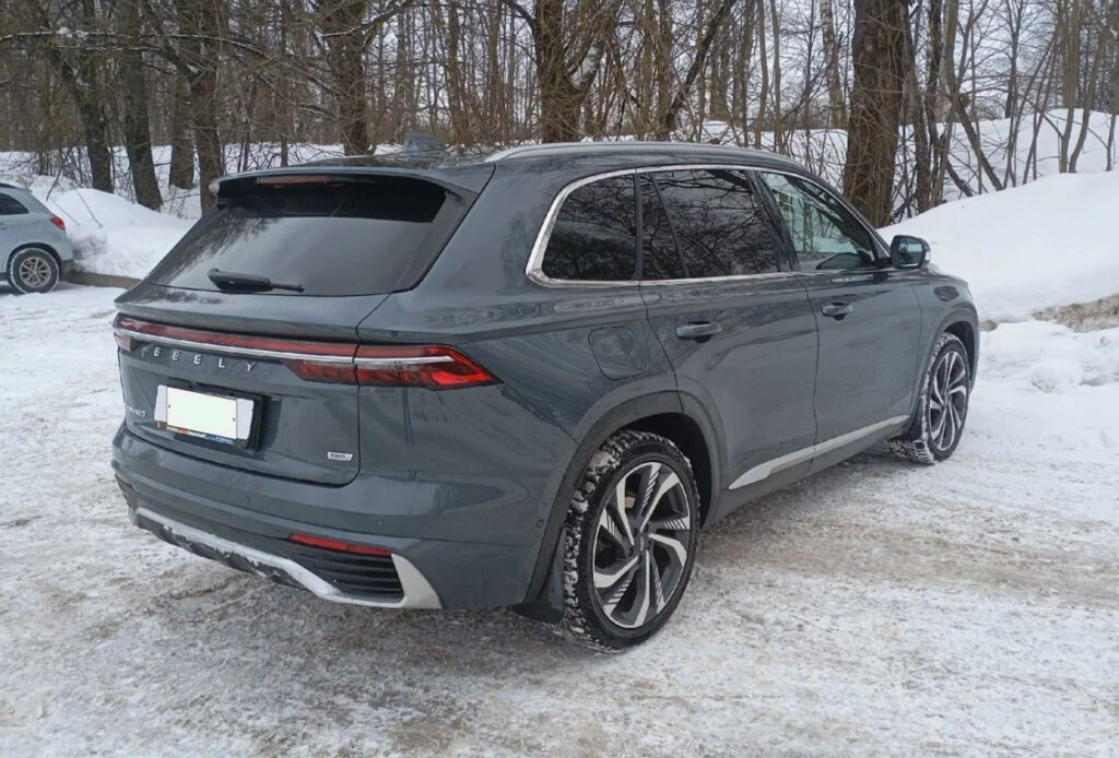 «Достойно прошел испытание временем и нагрузками»: отзыв владельца Geely Monjaro спустя 200 тысяч километров пробега